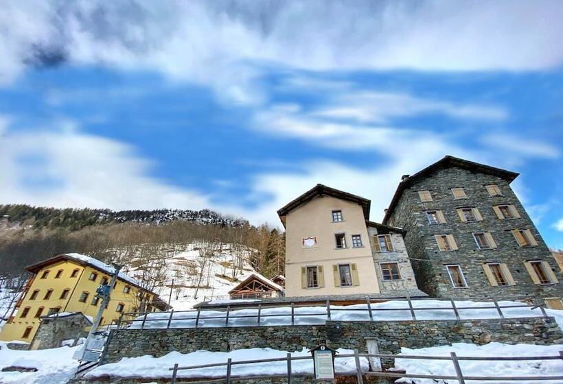 בית מלון כפרי Relais Regina