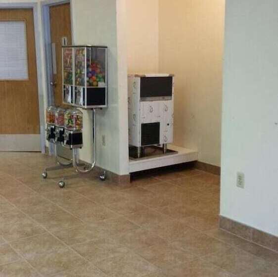 בית מלון כפרי Royal Star Motor Inn