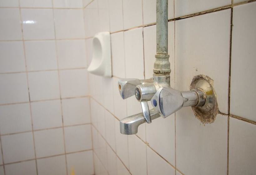 هتل Sabinyo Guest House