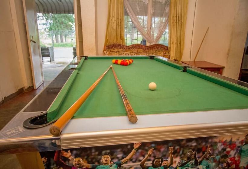 هتل Sabinyo Guest House