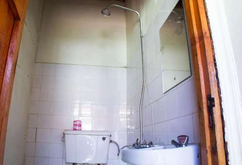 هتل Sabinyo Guest House