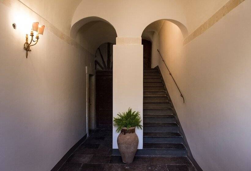 هتل San Carlo Suites