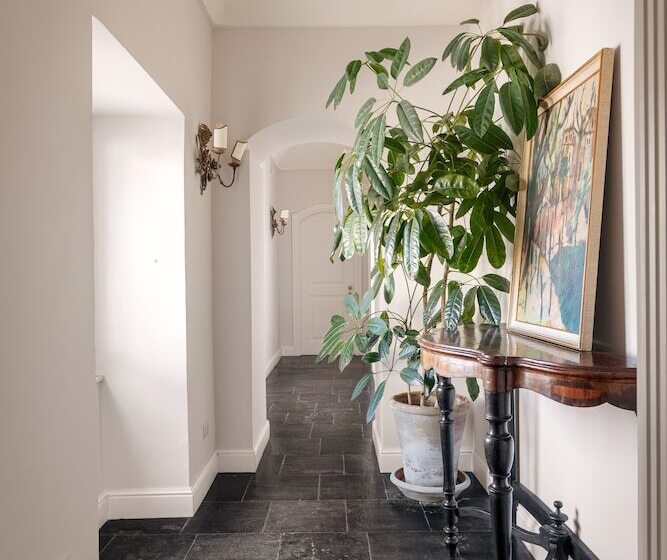 هتل San Carlo Suites