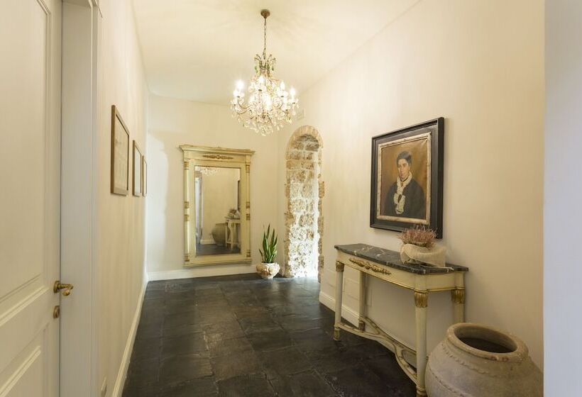 هتل San Carlo Suites