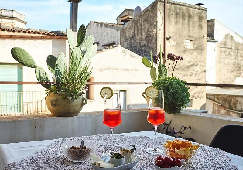 هتل San Carlo Suites