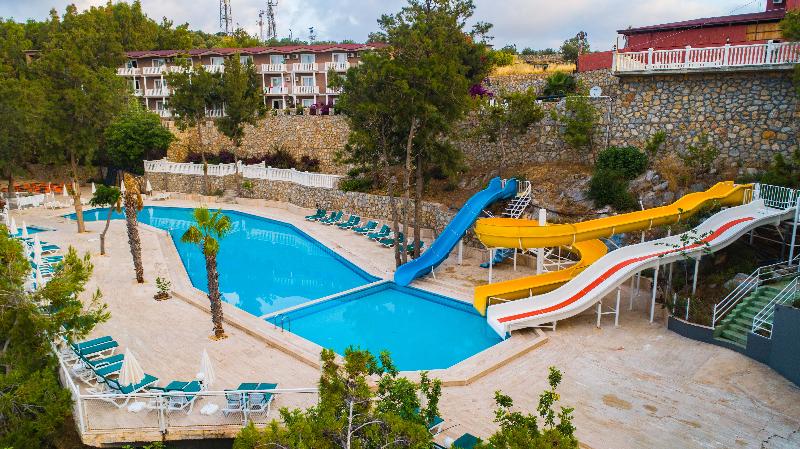 Отель Senza Garden Holiday Club