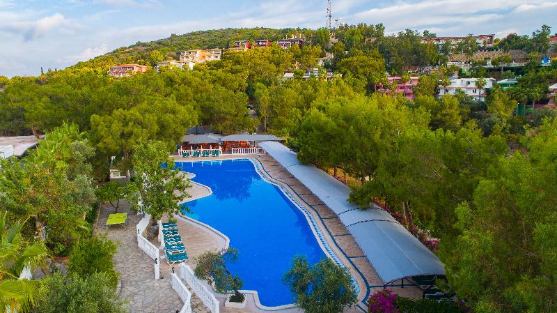 Отель Senza Garden Holiday Club