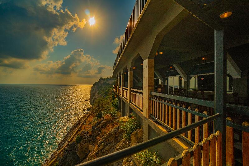 Отель Senza Garden Holiday Club