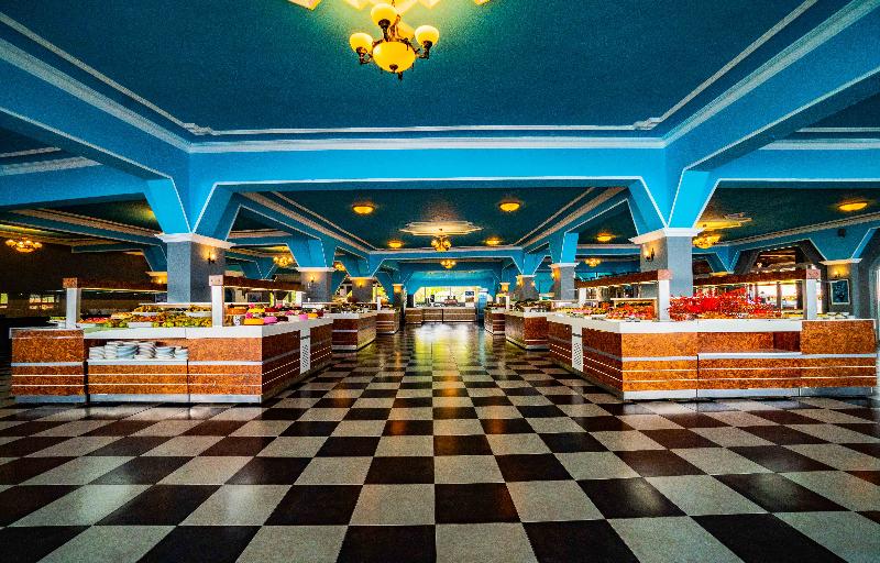 Отель Senza Garden Holiday Club