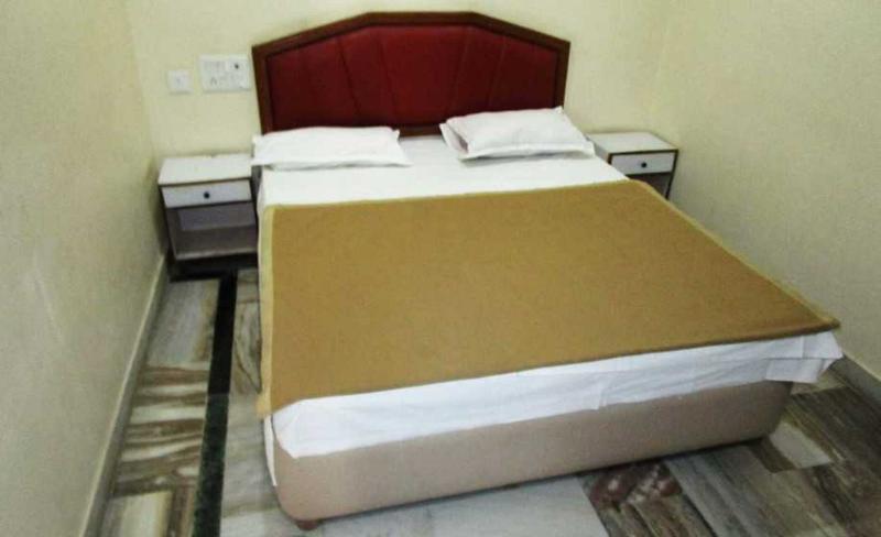 فندق Sri Sai Sadan