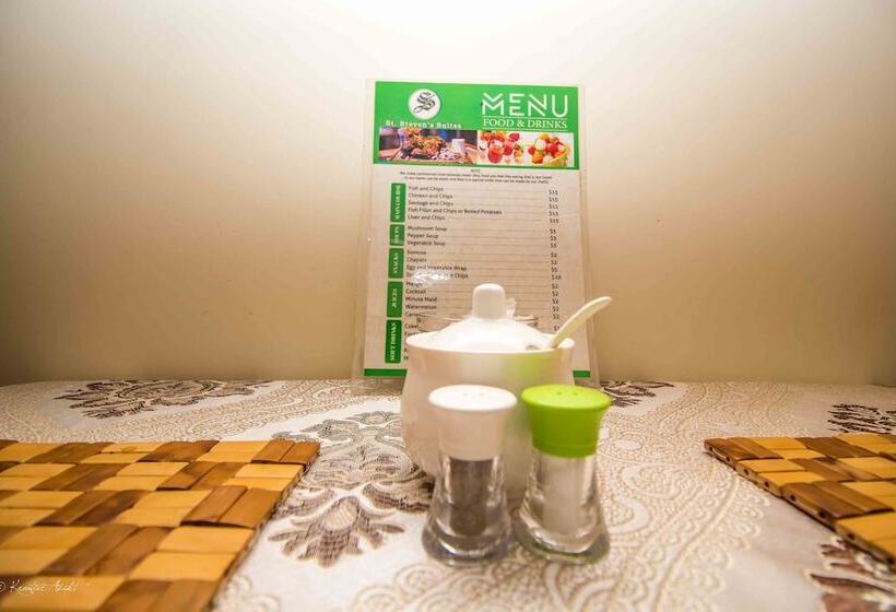 هتل St Steven's Suites