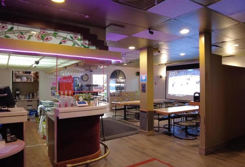 酒店 Sundre Motor Inn