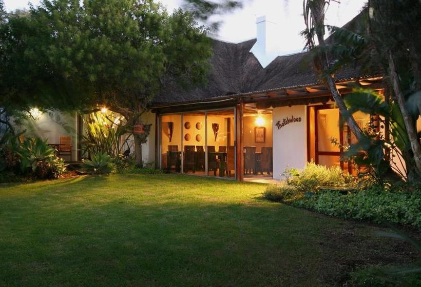 فندق Thatchwood Country Lodge