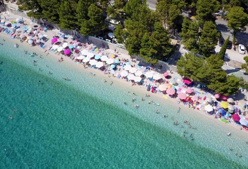 ホテル Villa Junona