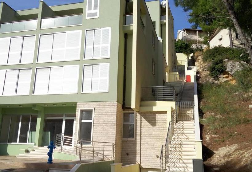 ホテル Villa Junona