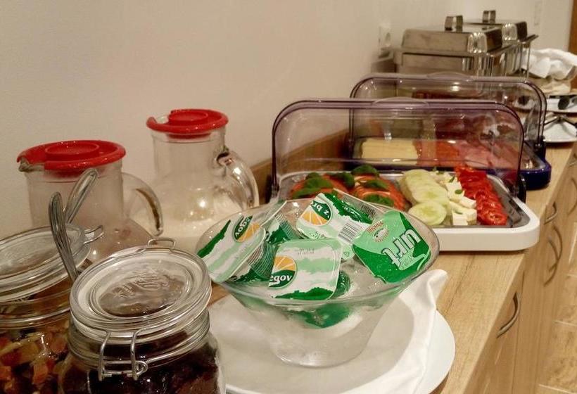 ホテル Villa Junona