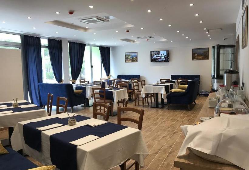 ホテル Villa Junona