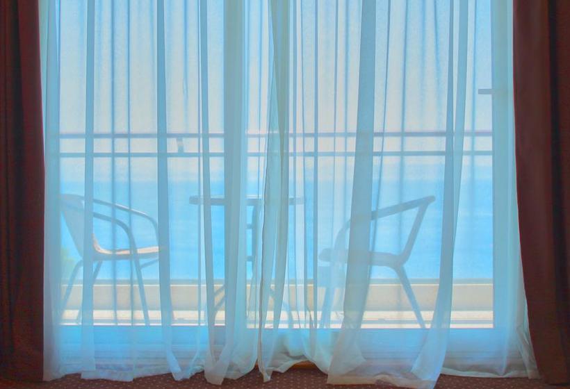 ホテル Villa Junona