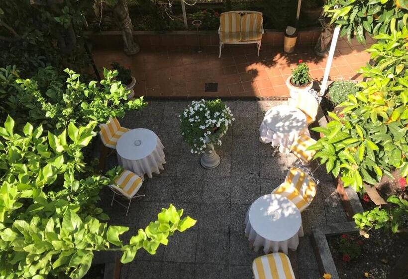 בית מלון כפרי Villa Luisa