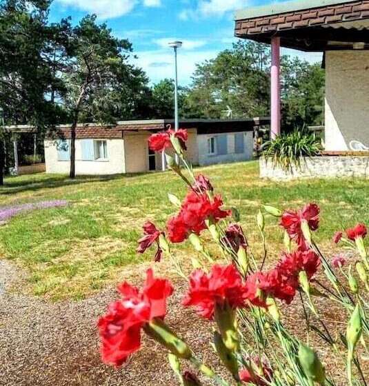 בית מלון כפרי Village Vacances Chatel Censoir