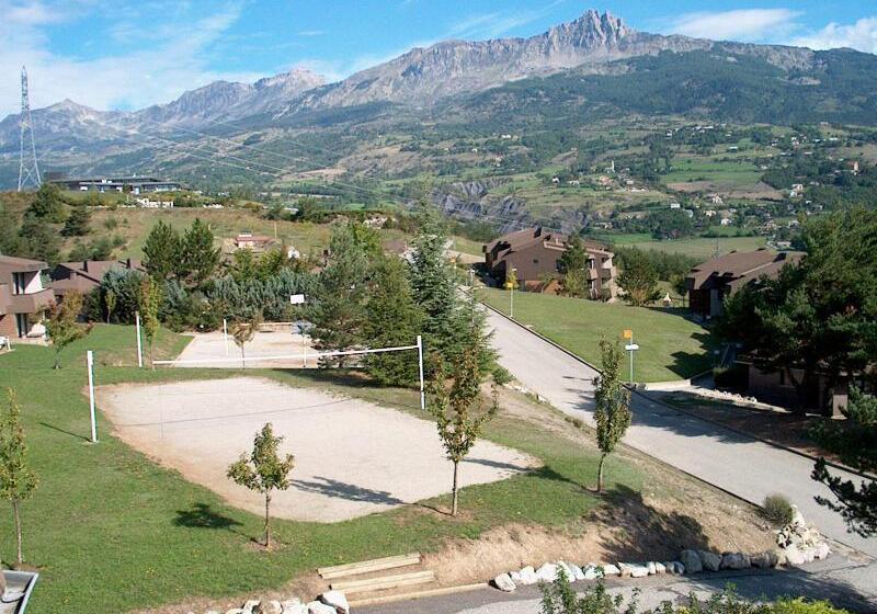 בית מלון כפרי Vvf Lac De Serre Ponçon