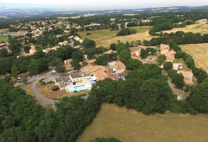 Отель Vvf Le Pays Cathare Carcassonne, Saissac