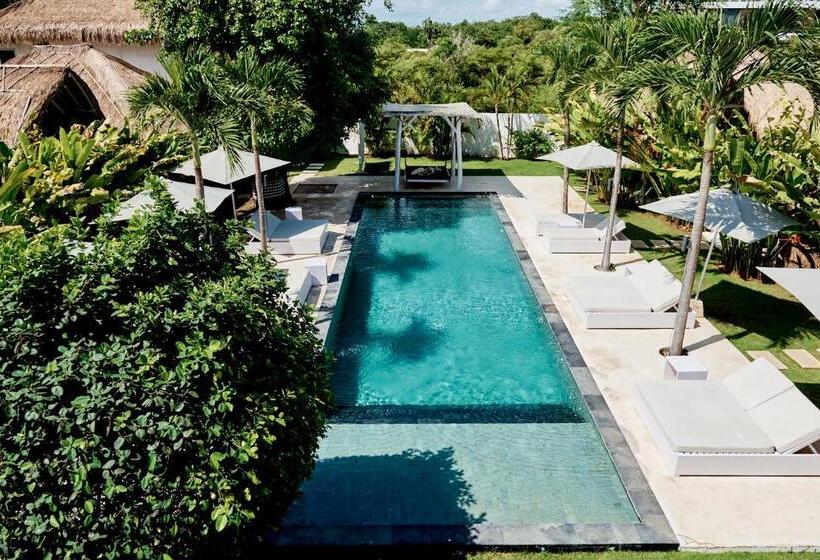 White Palm Hotel Bali