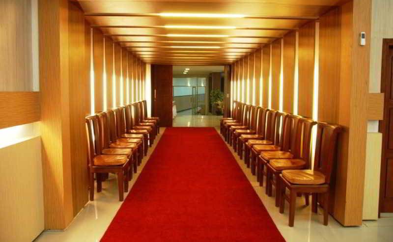 Отель Zahra Syariah