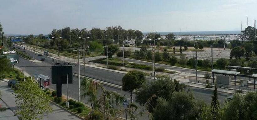 Ikaros Hotel Elliniko