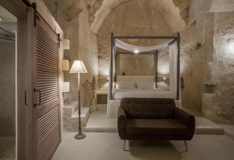 L Hotel In Pietra