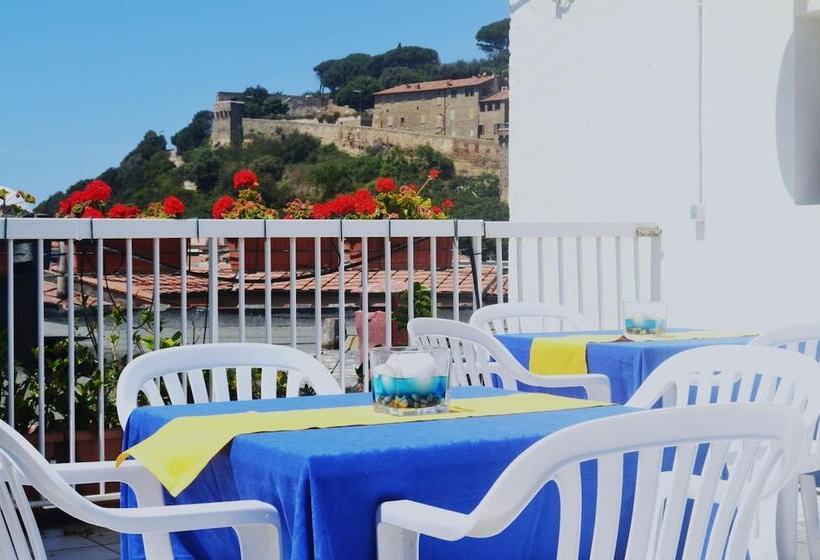 پانسیون Cav Approdo