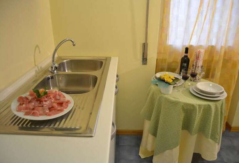 پانسیون Cav Approdo