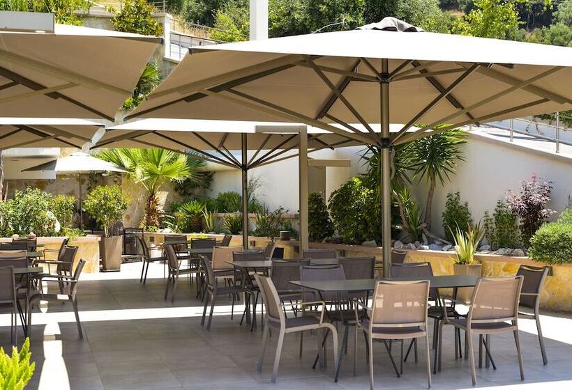 فندق Prima Vista Beachfront Boutique