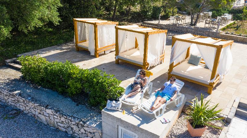 リゾートホテル Aminess Port 9 Hotel & Residence