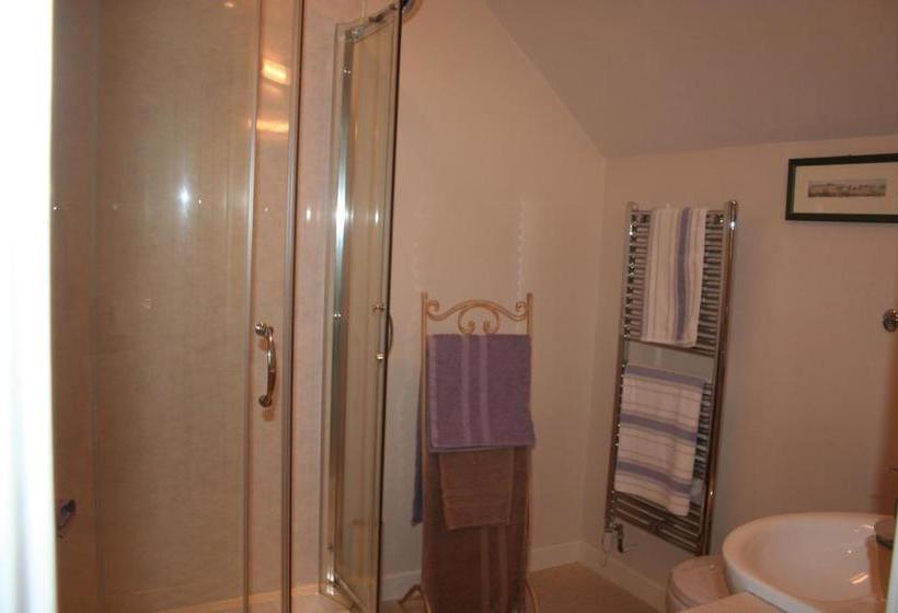 Bed and Breakfast Rosegrove Guesthouse