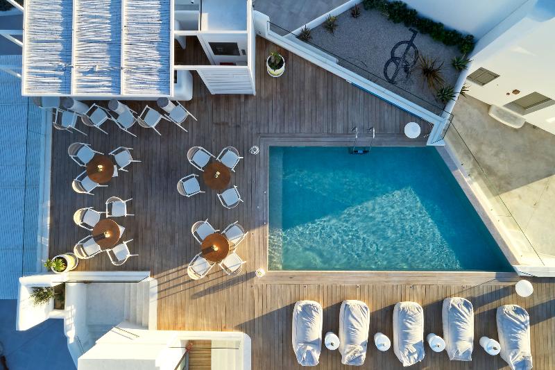 Отель 18 Grapes