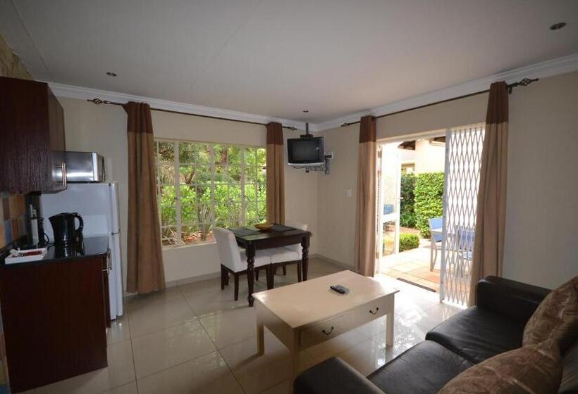 ホテル Accommodation At Vans Self Catering