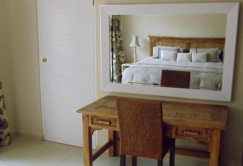 ホテル Accommodation At Vans Self Catering