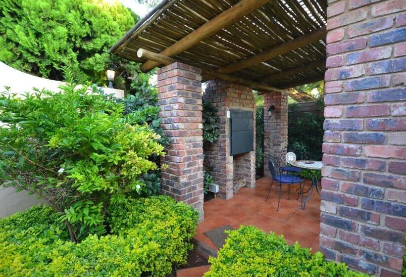 ホテル Accommodation At Vans Self Catering