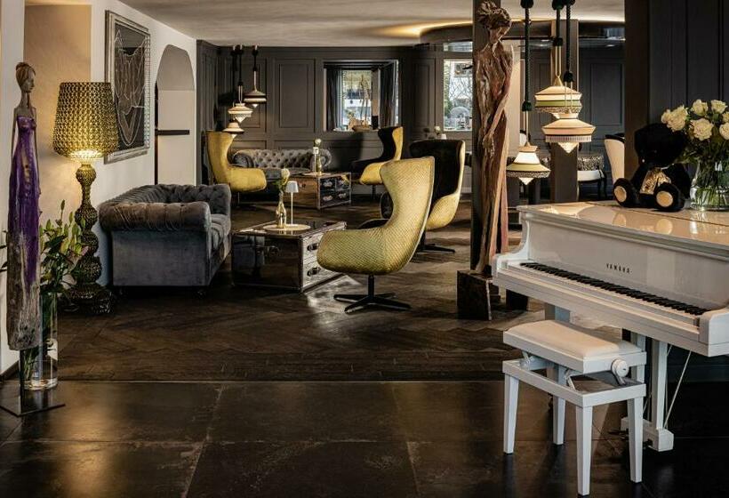 Отель Alpin Garden Luxury Maison & Spa - Adults Only