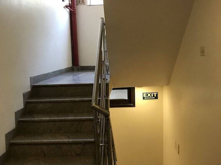 Отель Geeson International New Delhi Railway Station Paharganj