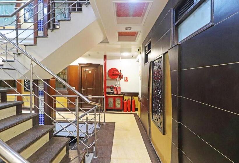 Отель Geeson International New Delhi Railway Station Paharganj