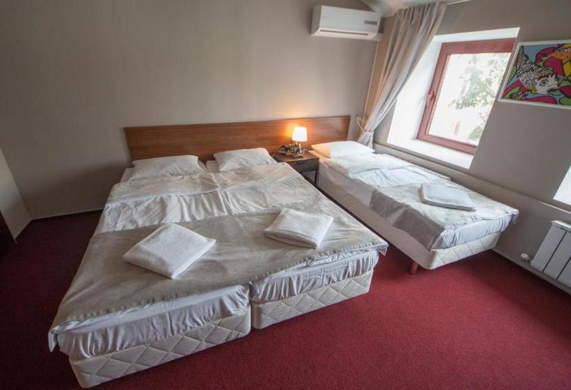 בית מלון כפרי Bahet