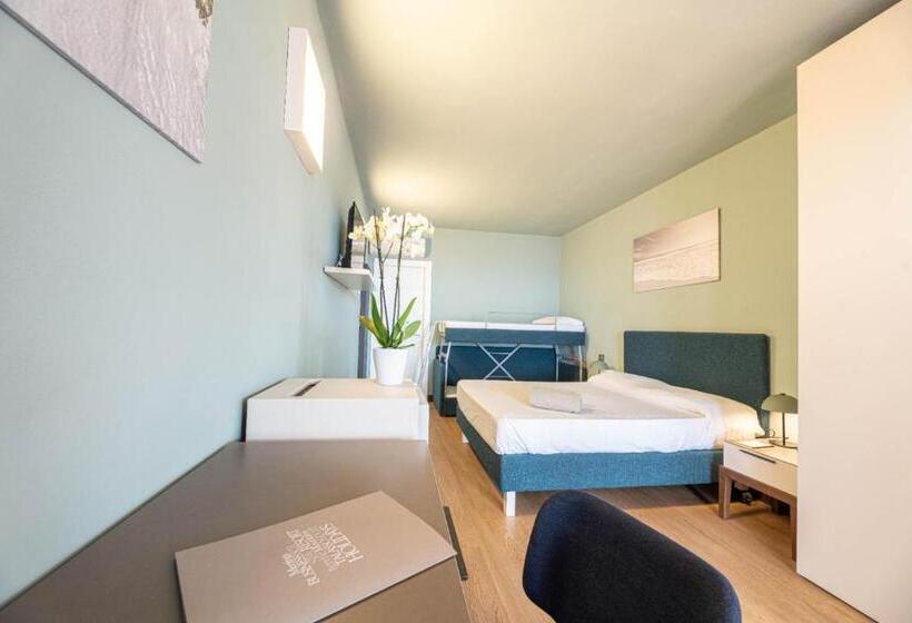 Отель Baia Imperiale