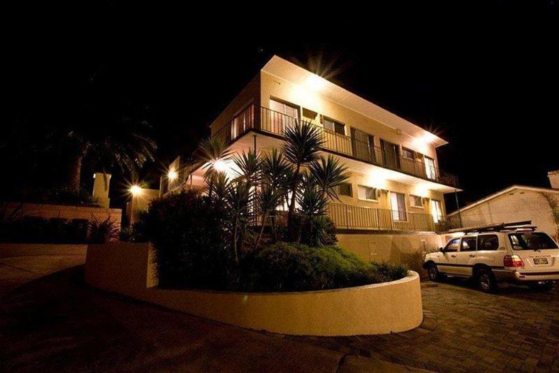 酒店 Bay 10   Suites And Apartments