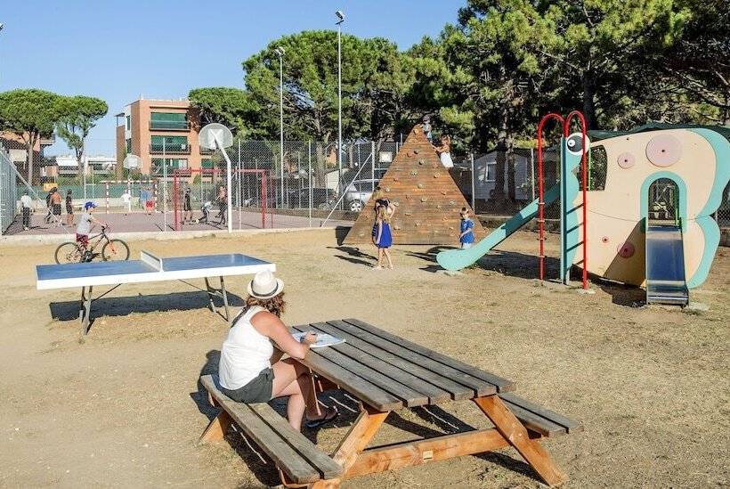 فندق Camping Neptuno