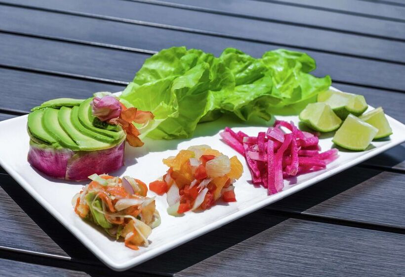 Отель Canopy By Hilton Dallas Uptown