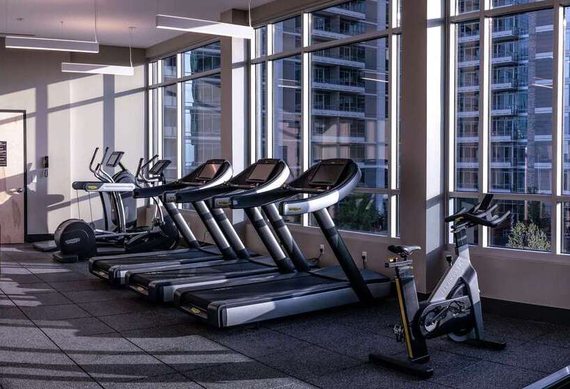 Отель Canopy By Hilton Dallas Uptown