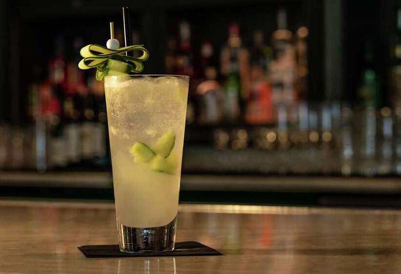 Отель Canopy By Hilton Dallas Uptown