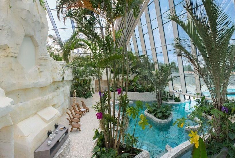 בית מלון כפרי Center Parcs Le Bois Aux Daims